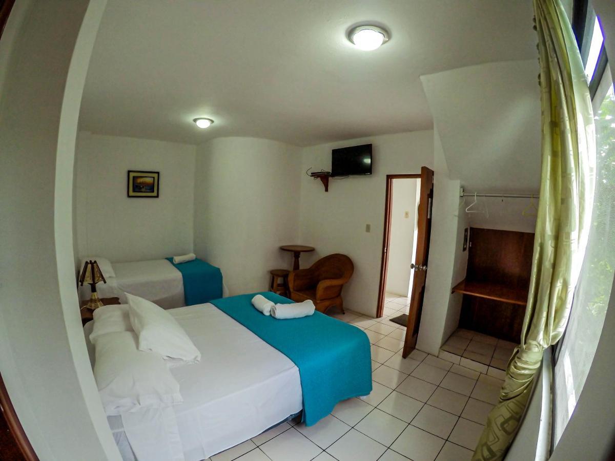 Casa De Nelly Hotel Puerto Baquerizo Moreno Eksteriør billede