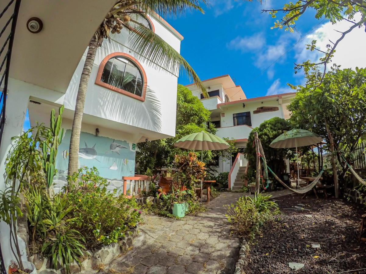 Casa De Nelly Hotel Puerto Baquerizo Moreno Eksteriør billede
