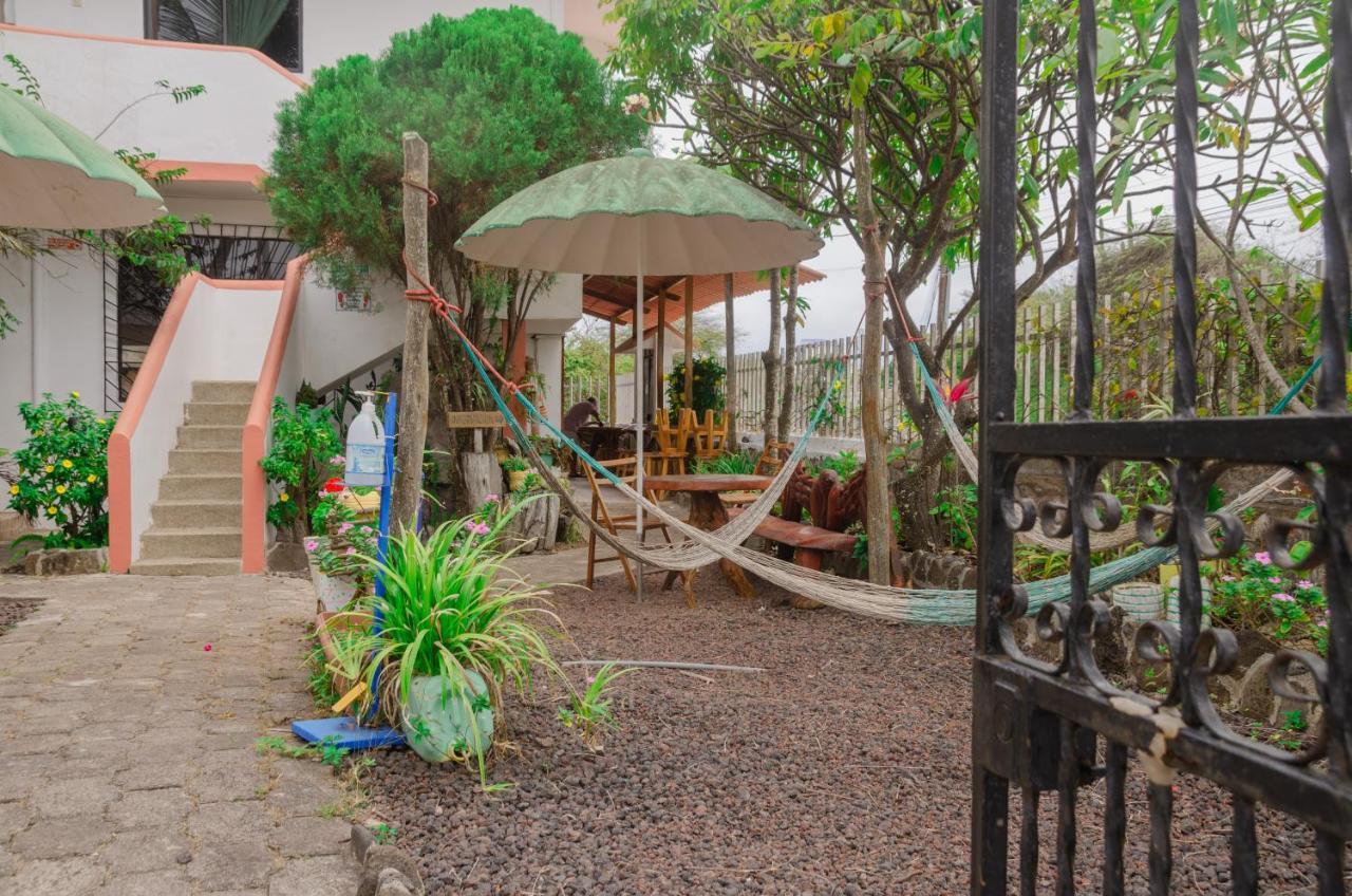 Casa De Nelly Hotel Puerto Baquerizo Moreno Eksteriør billede
