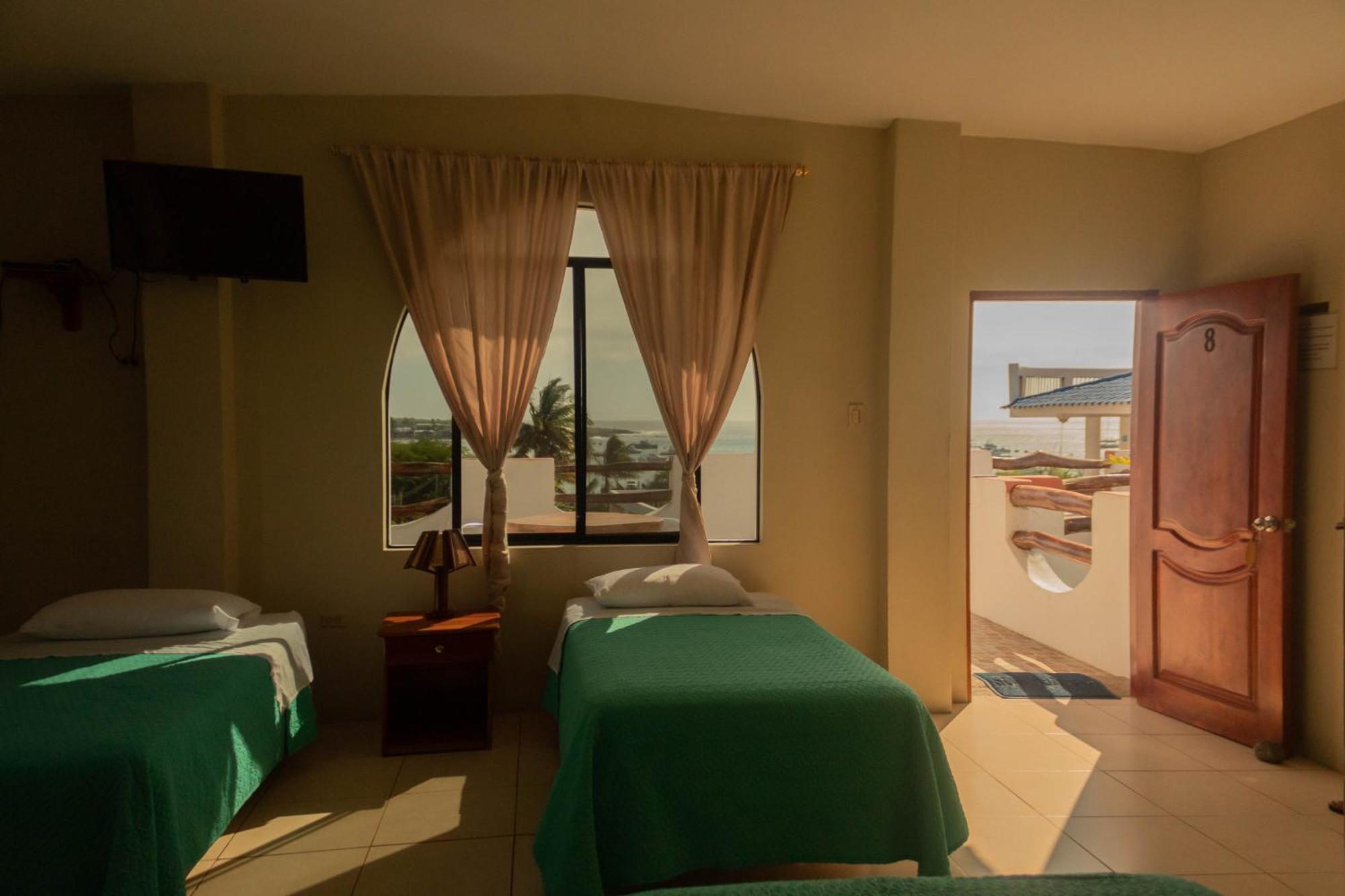 Casa De Nelly Hotel Puerto Baquerizo Moreno Eksteriør billede