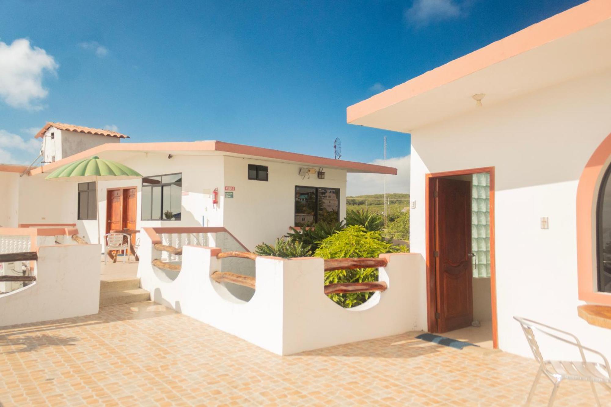 Casa De Nelly Hotel Puerto Baquerizo Moreno Eksteriør billede