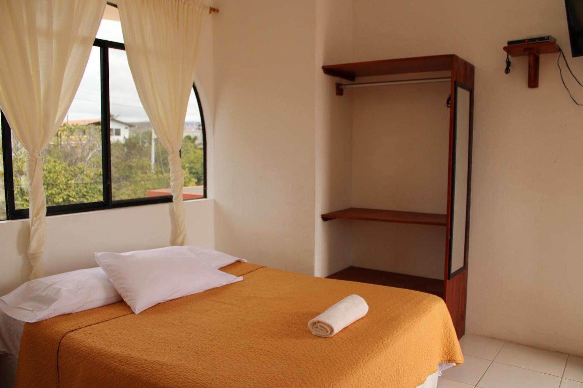 Casa De Nelly Hotel Puerto Baquerizo Moreno Eksteriør billede