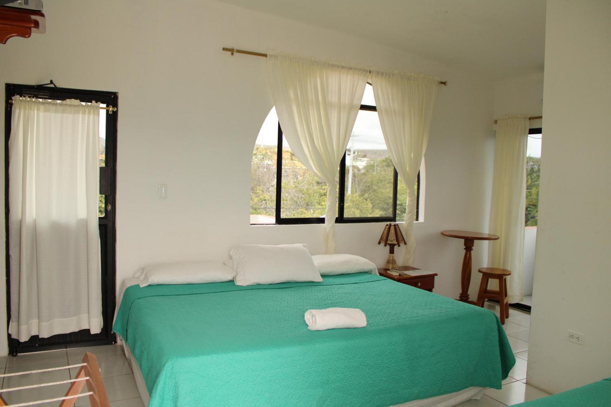 Casa De Nelly Hotel Puerto Baquerizo Moreno Eksteriør billede