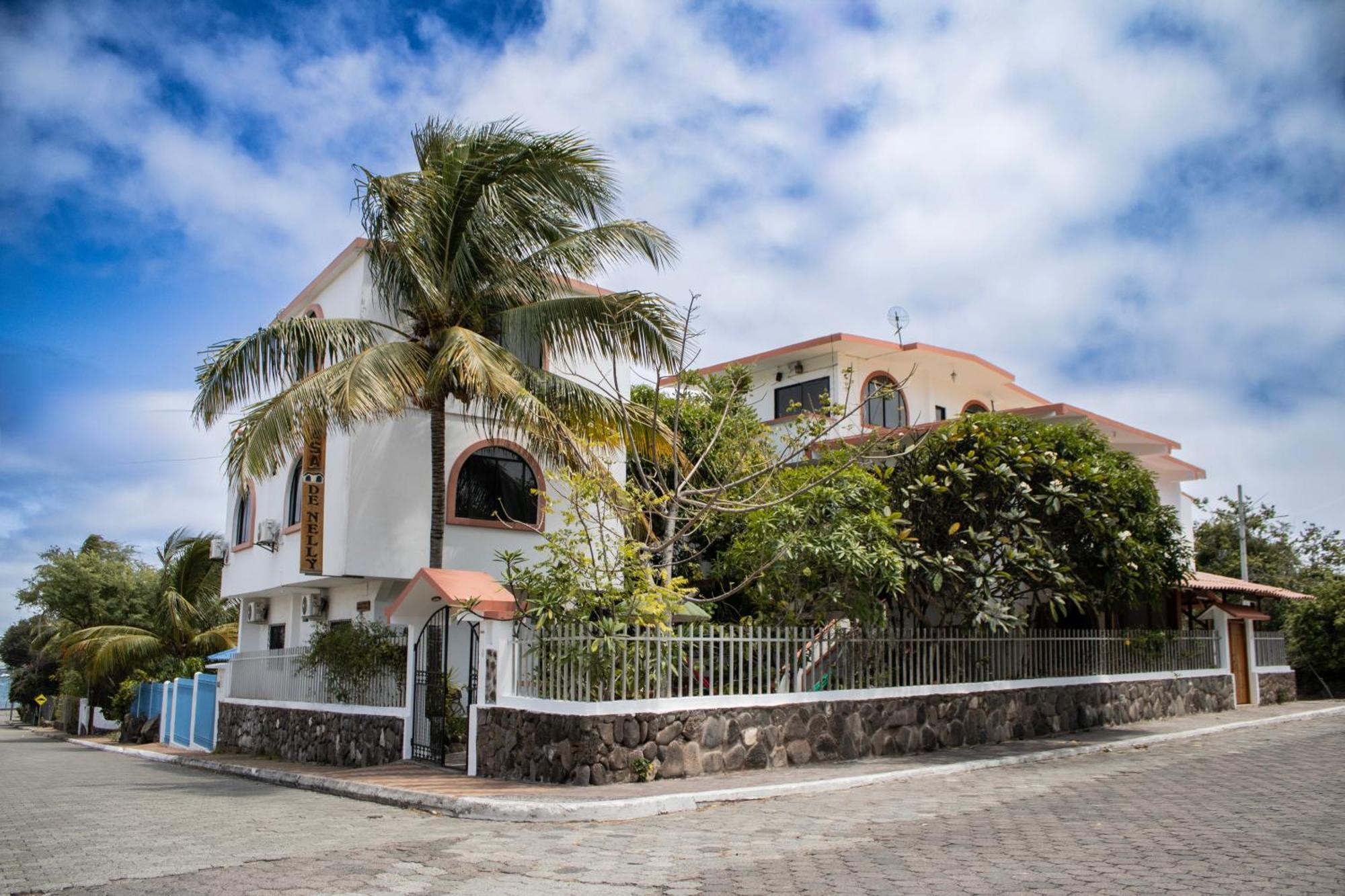 Casa De Nelly Hotel Puerto Baquerizo Moreno Eksteriør billede