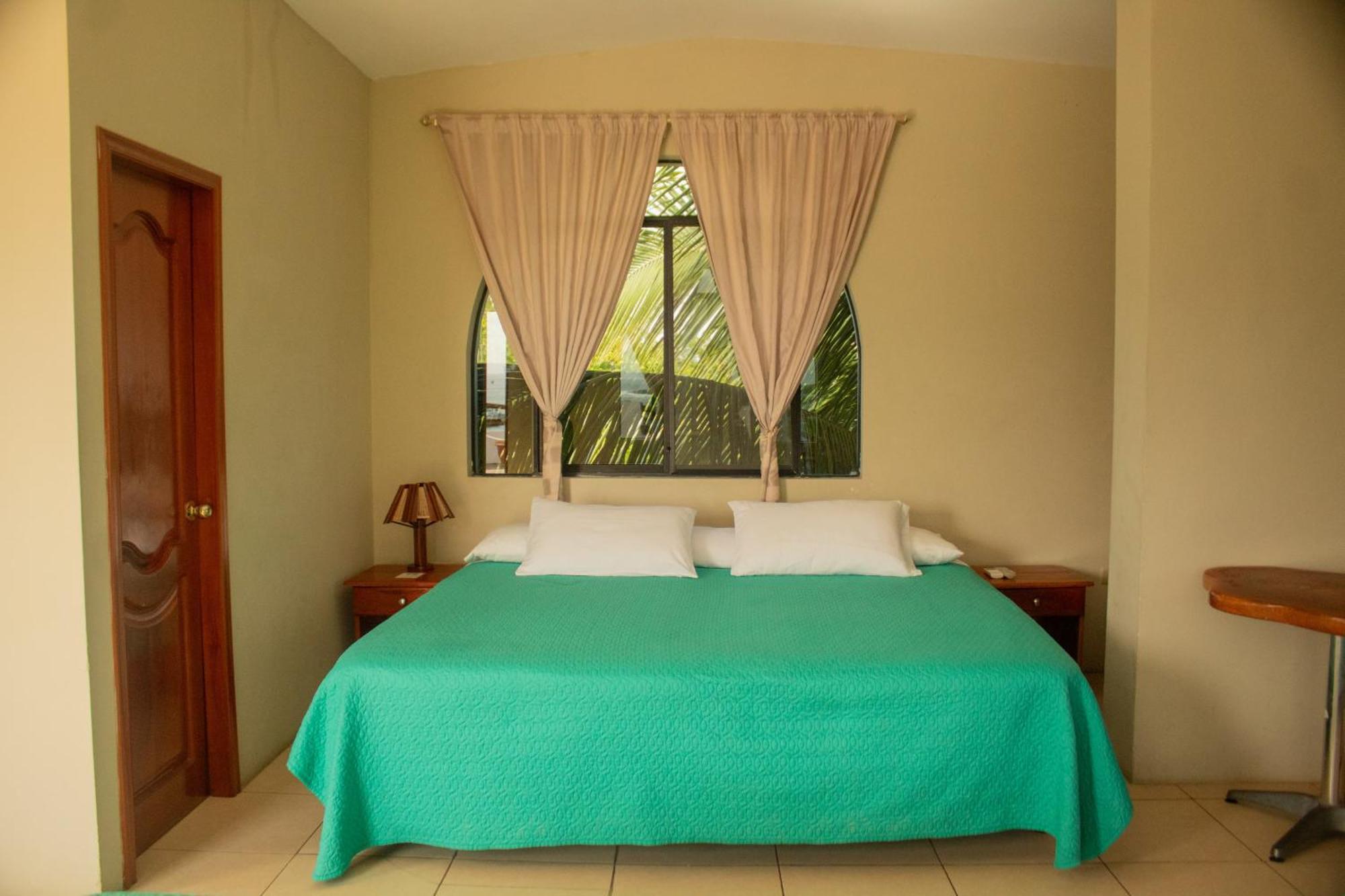 Casa De Nelly Hotel Puerto Baquerizo Moreno Eksteriør billede